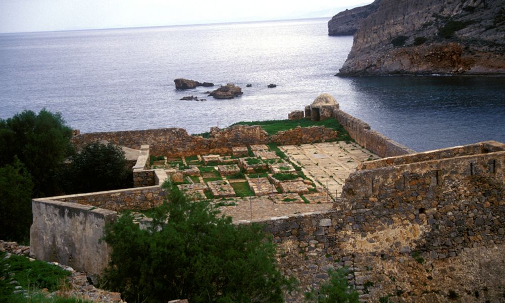 /api/cms/uploads/Greece_Spinalonga_Leper_Colony_Cemetery_971de9dd3e.jpg