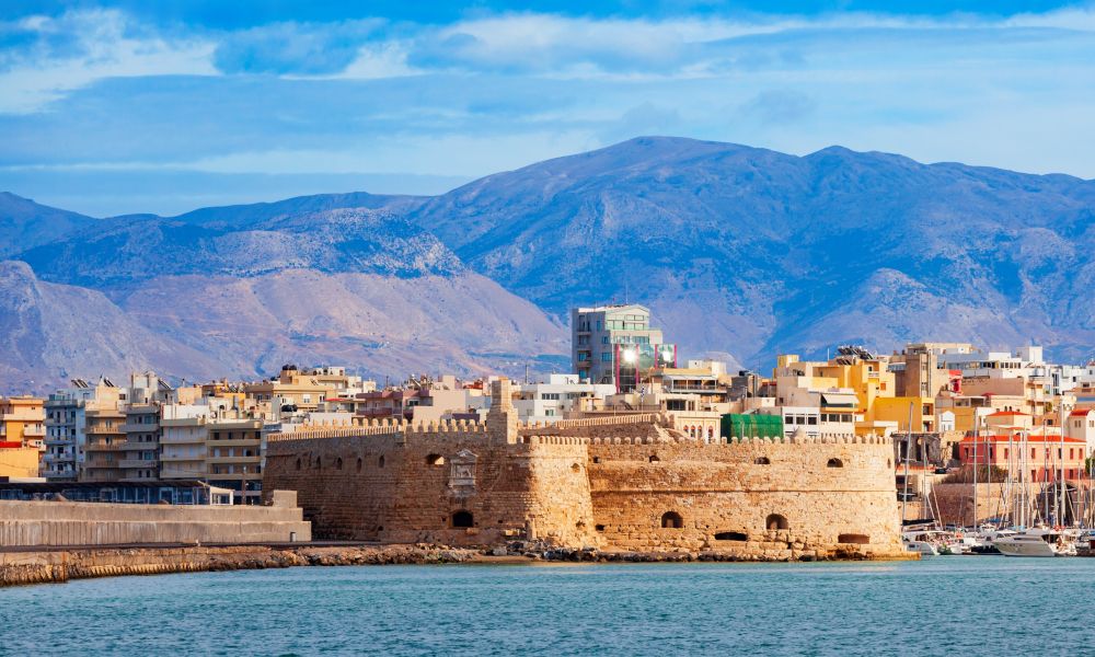 /api/cms/uploads/Heraklion_Harbor2_9fbf8c5fe8.jpg