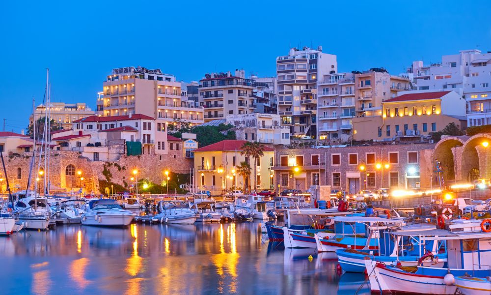 /api/cms/uploads/Heraklion_Harbor4_8b7dad4cc1.jpg