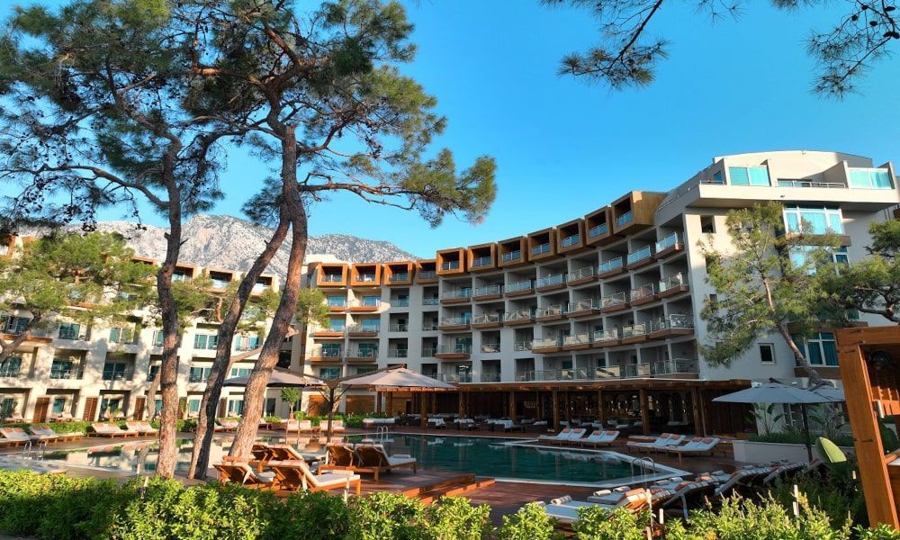 /api/cms/uploads/Rixos_Sungate_Marine_Bar_4_1_min_a93e10d872.jpg