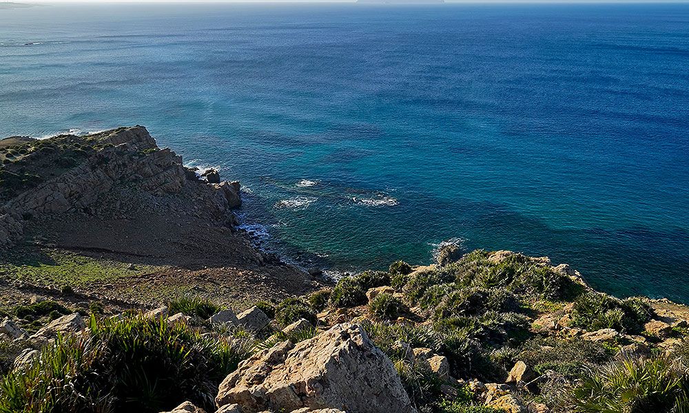/api/cms/uploads/Tunisia_Cap_Bon_El_Haouaria_beach_31f5bf6832.jpg