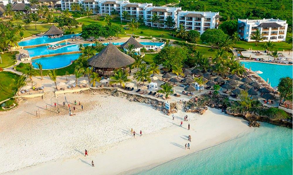 /api/cms/uploads/Widok_z_hotelu_Royal_Zanzibar_Beach_Resort_d8b82bf490.jpg