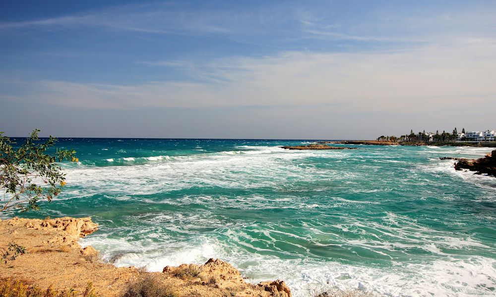 /api/cms/uploads/cyprus_Fig_Tree_Bay_beach_near_Protaras_37724c6e75.jpg