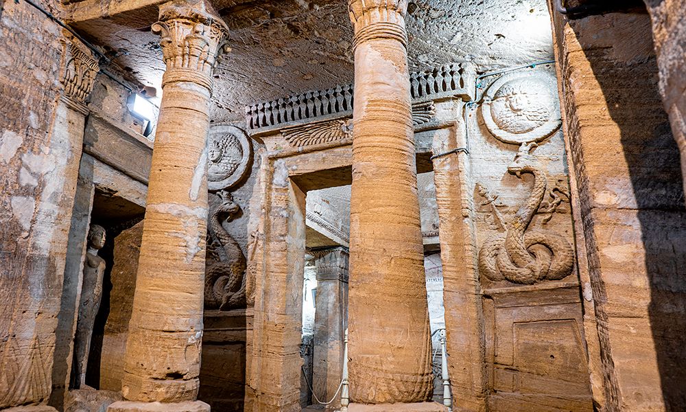/api/cms/uploads/egypt_Alexandria_Kom_el_Shoqafa_Catacombs_9a875adadb.jpg