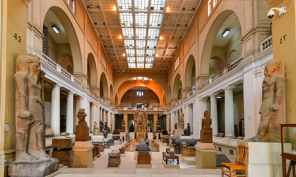 /api/cms/uploads/egypt_Egyptian_Museum_in_Cairo_b70c6daaa7.jpg