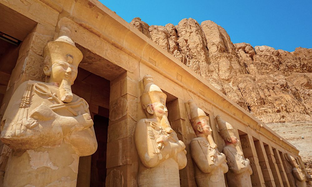 /api/cms/uploads/egypt_Temple_of_Hatshepsut_08d43a9d0c.jpg