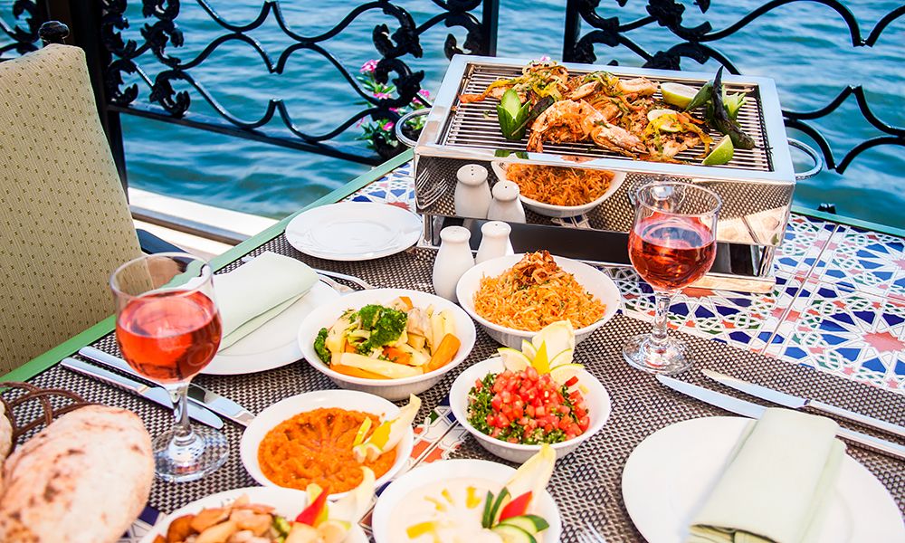 /api/cms/uploads/egypt_seafood_d3baade546.jpg