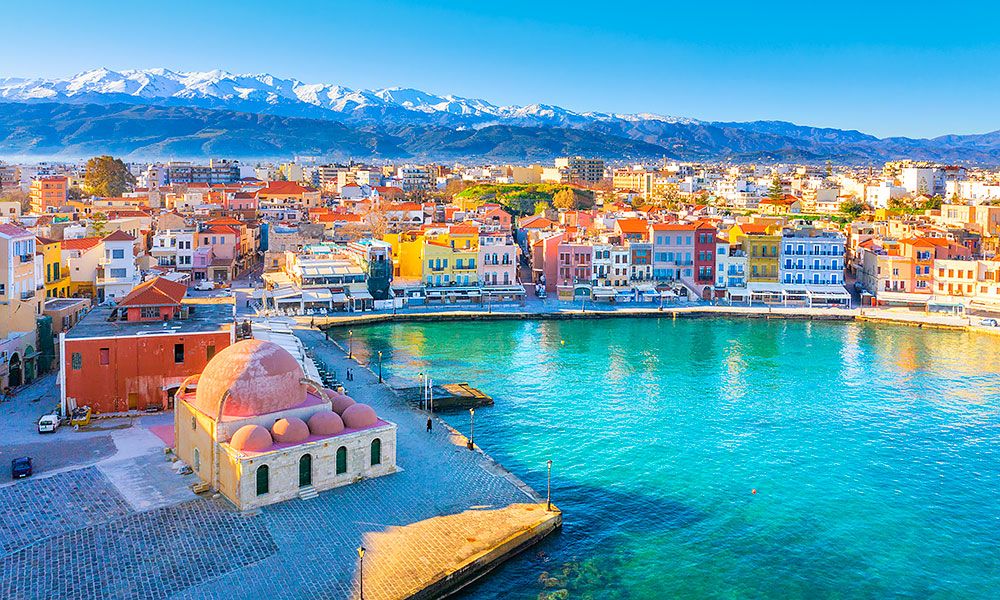 /api/cms/uploads/greece_crete_chania_Old_Venetian_harbor_8aad0e9801.jpg