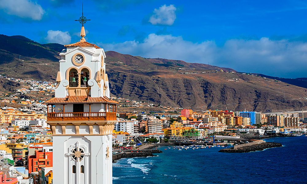 /api/cms/uploads/tenerife_town_45a0456f6a.jpg