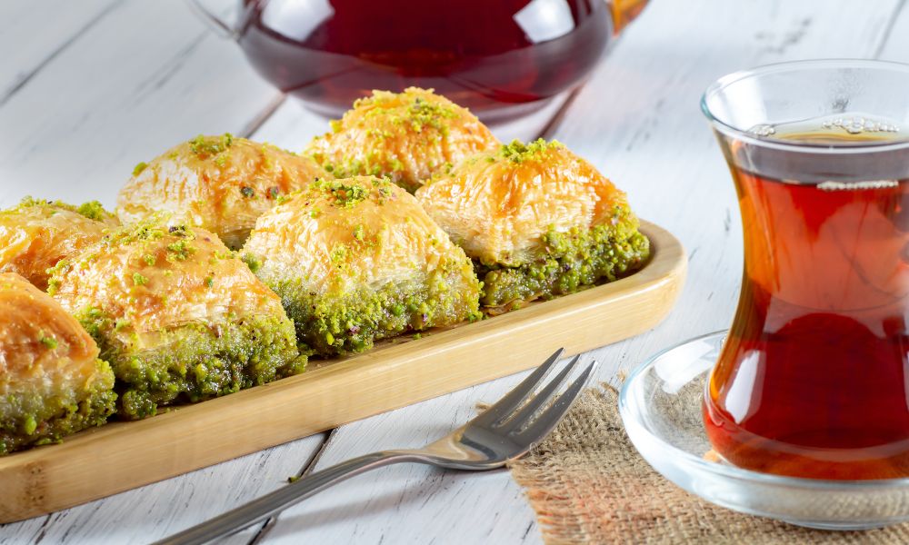 /api/cms/uploads/turkey_turkish_tea_and_dessert_pistachio_antep_baklava_7500305721.jpg