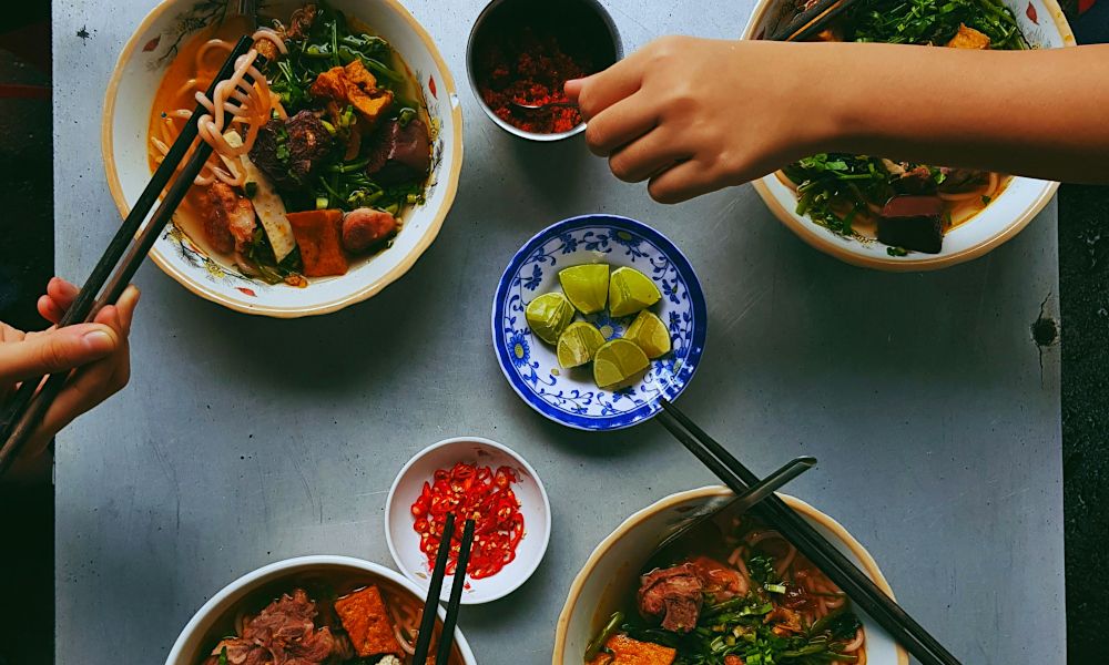 /api/cms/uploads/vietnam_food_meal_1_ac47d896f2.jpg
